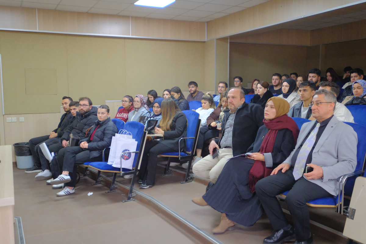 Peyzaj Mimarlığı Bölümünde Sektör Uzmanları Öğrencilerle Buluştu