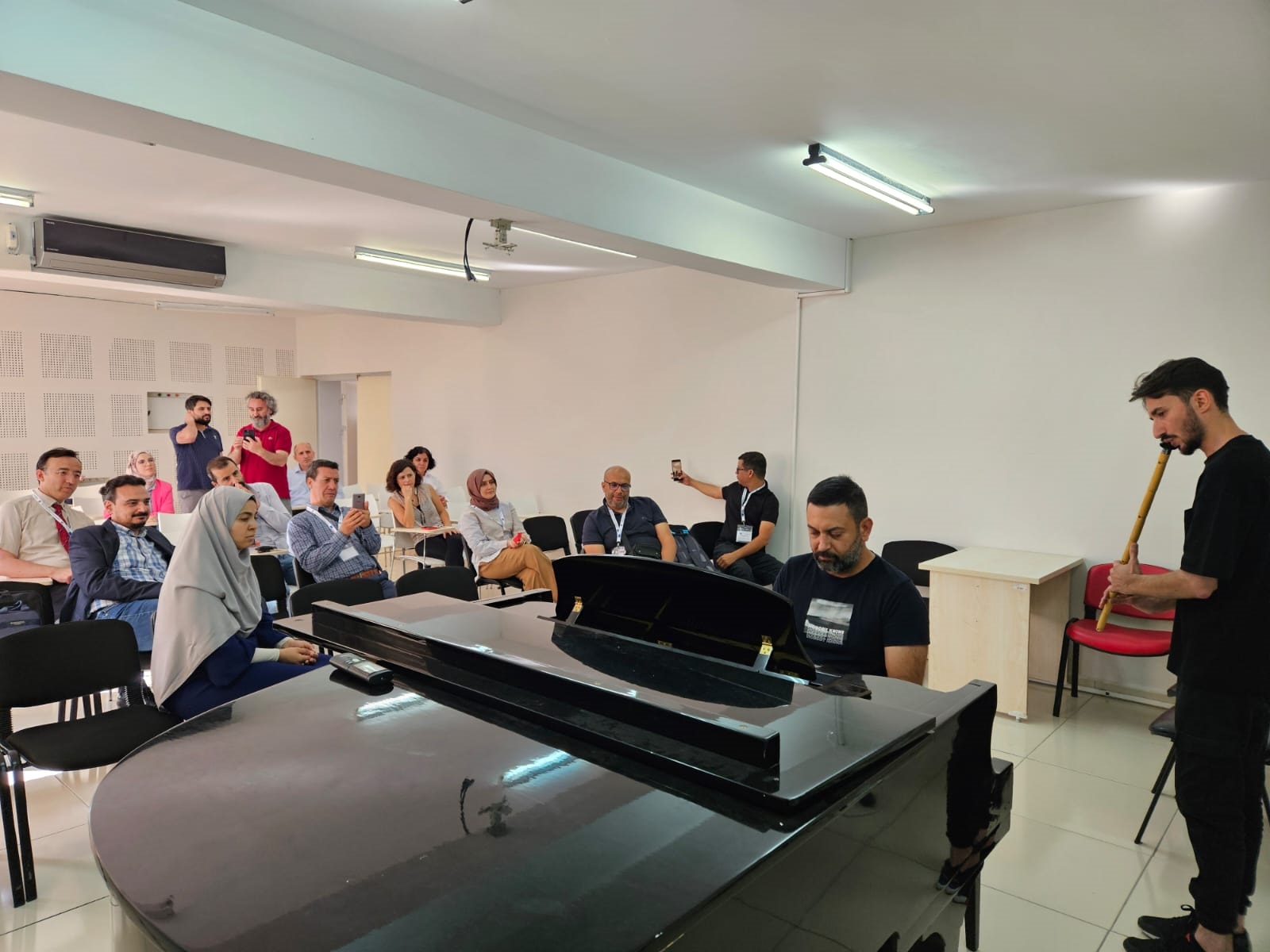 Cezayirli Misafirlerimize Erasmus Projesi Kapsamında Dijital Beceri Eğitimi Verildi