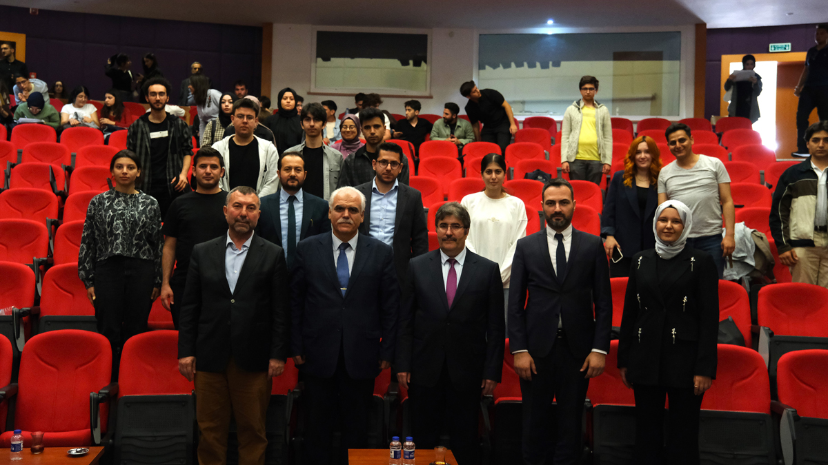 BESST-İVAL’25 Kapsamında “İdare Hukukunun Niteliği” Paneli Gerçekleştirildi