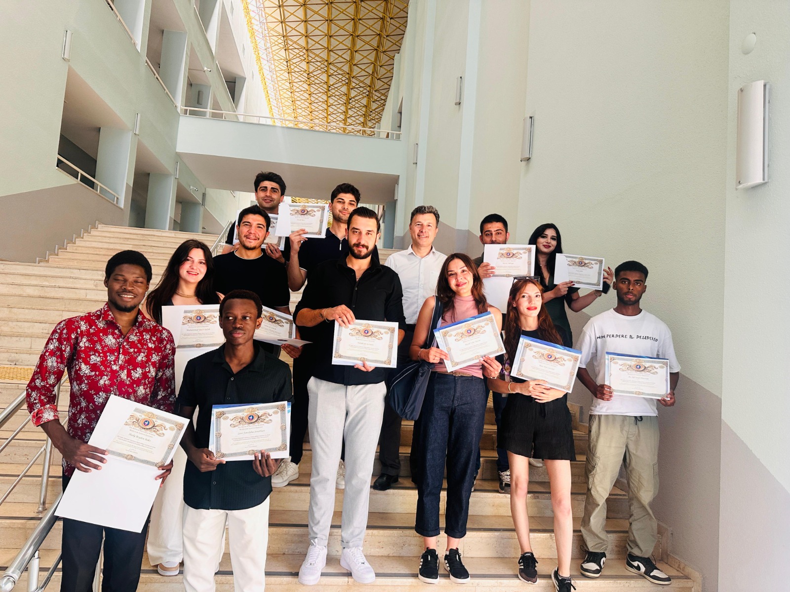 "Uluslararası İlişkiler Duayenleri" Sertifika Eğitim Programı Gerçekleştirildi (İİBF)