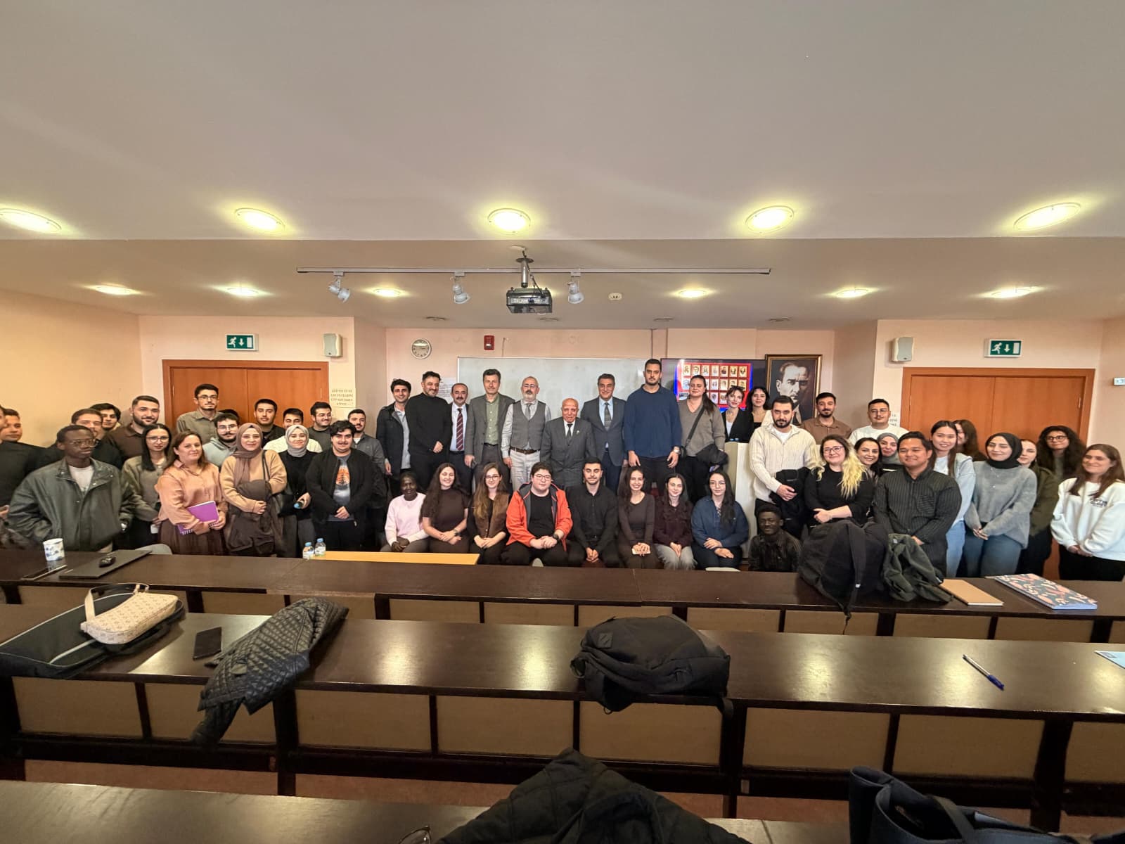 Fakültemiz Uluslararası İlişkiler Bölümü Tarafından Kıbrıs Meselesi Konulu Seminer Düzenlendi (İİBF)