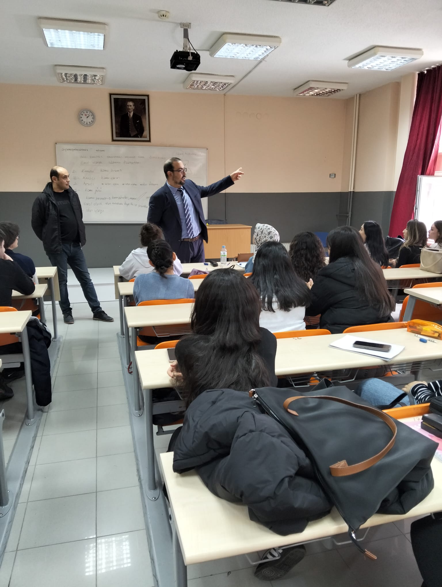 Bahar Dönemi Eğitim-Öğretim Hazırlıkları Kapsamında İnceleme ve Kontroller Gerçekleştirildi (İİBF)