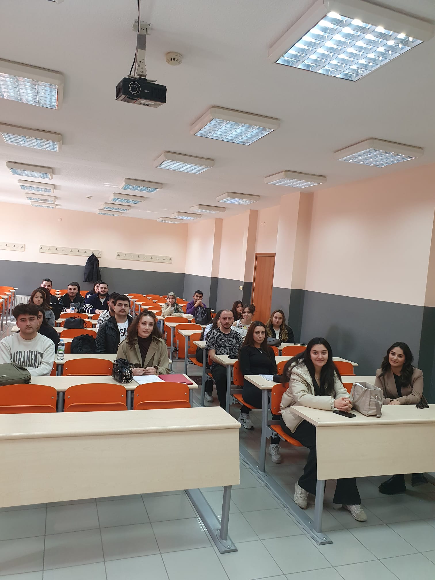 Akademik Danışman-Öğrenci Toplantıları-1 Gerçekleştirildi (İİBF)