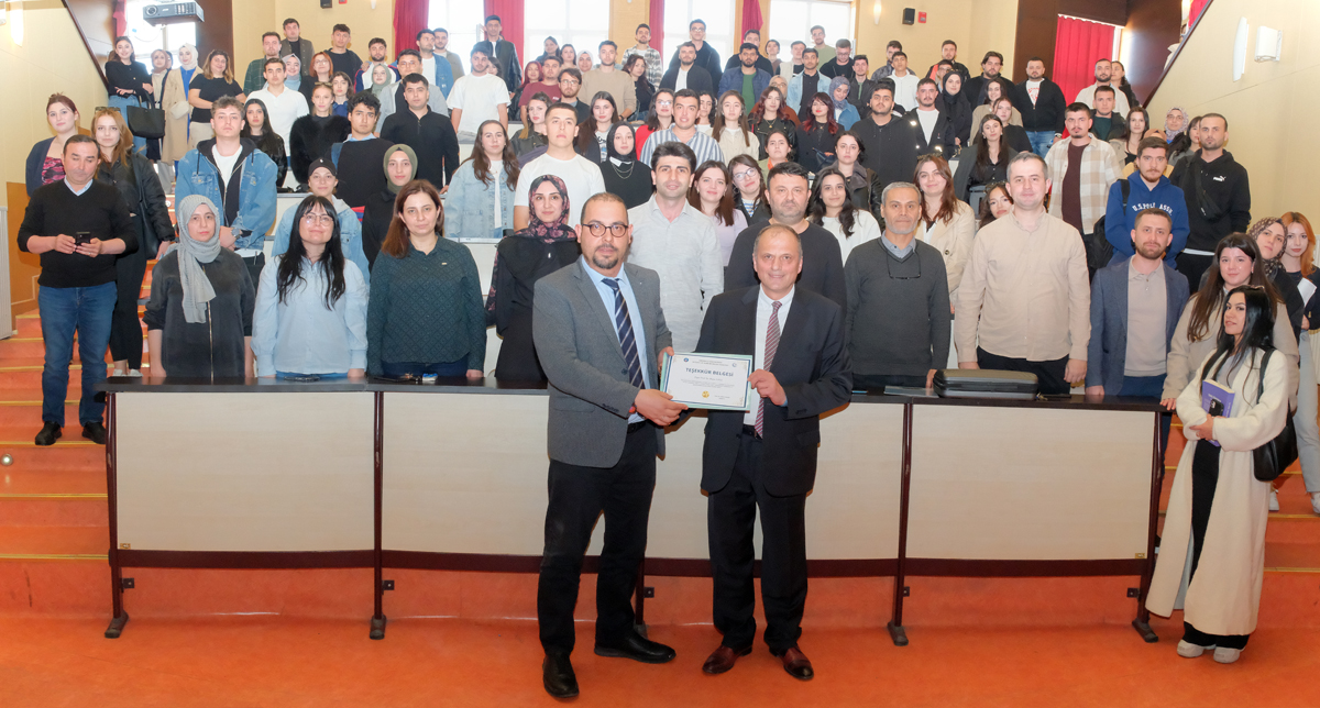 18 Mart Çanakkale Zaferi ve Şehitleri Anma Günü Etkinliği Düzenledi (İİBF)