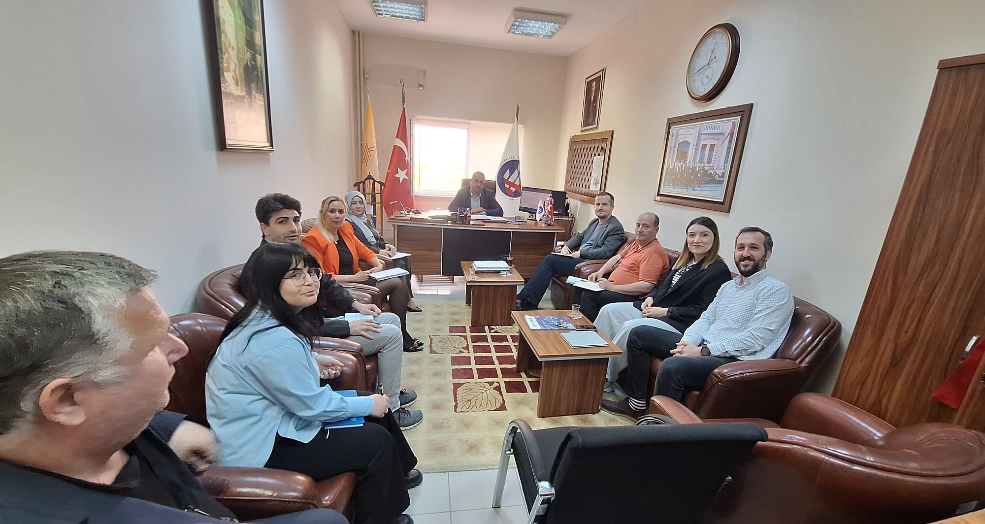 Akreditasyon &#199;alışmaları Kapsamında Birim Web Sayfası Sorumlularıyla Toplantı Ger&#231;ekleştirildi (İİBF)