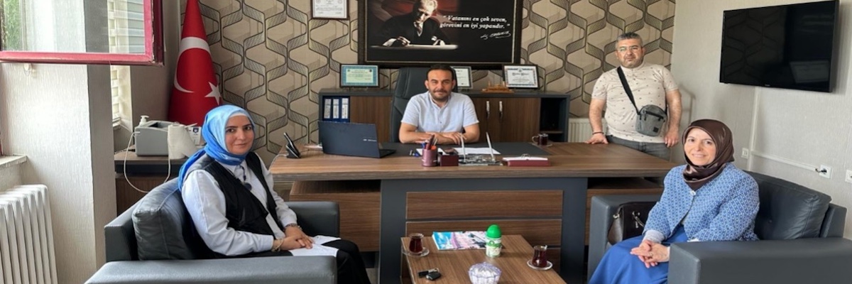 Öğretmen Adaylarımız Geleceğe Hazır: Son Sınıf Öğrencilerimiz Bahar Dönemi Öğretmenlik Uygulamasında Becerilerini Geliştirdi