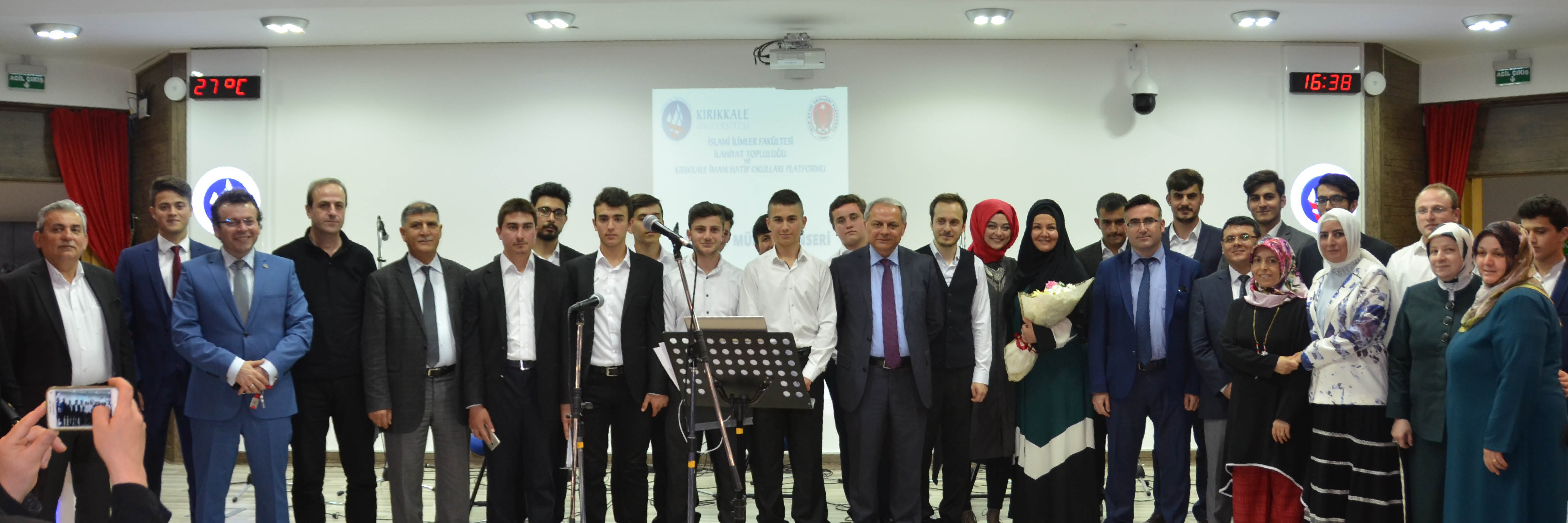İlahiyat Topluluğu ve İmam Hatip Lisesi Öğrencileri Üniversitemizde Tasavvuf Musikisi Konseri Verdi