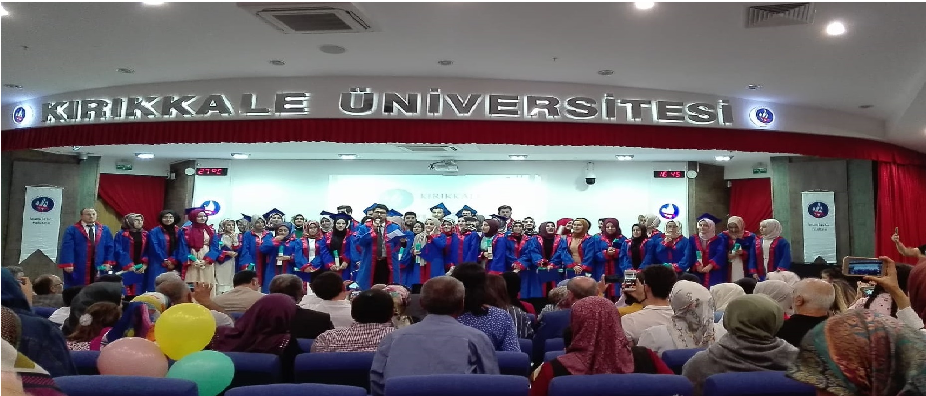 Fakültemiz İlk Mezunlarını Verdi