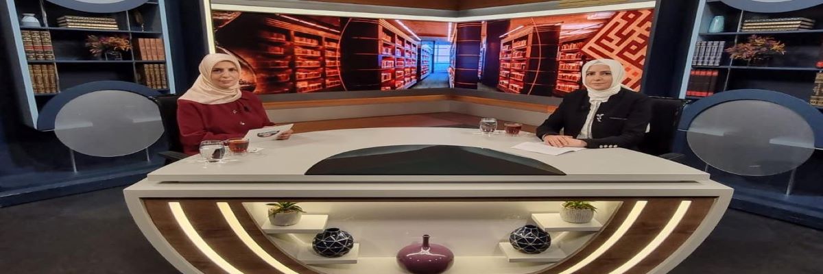 Fakültemiz Dr. Öğr. Üyesi Fatıma Zeynep BELEN 22 Mayıs 2022 tarihinde "Manevi Danışmanlıkta Uygulanan Teknikler: Bibliyoterapi" konusuyla Diyanet Tv’ de yayımlanan“Düşüncenin Özü” adlı programa konuk olarak katılmıştır.
