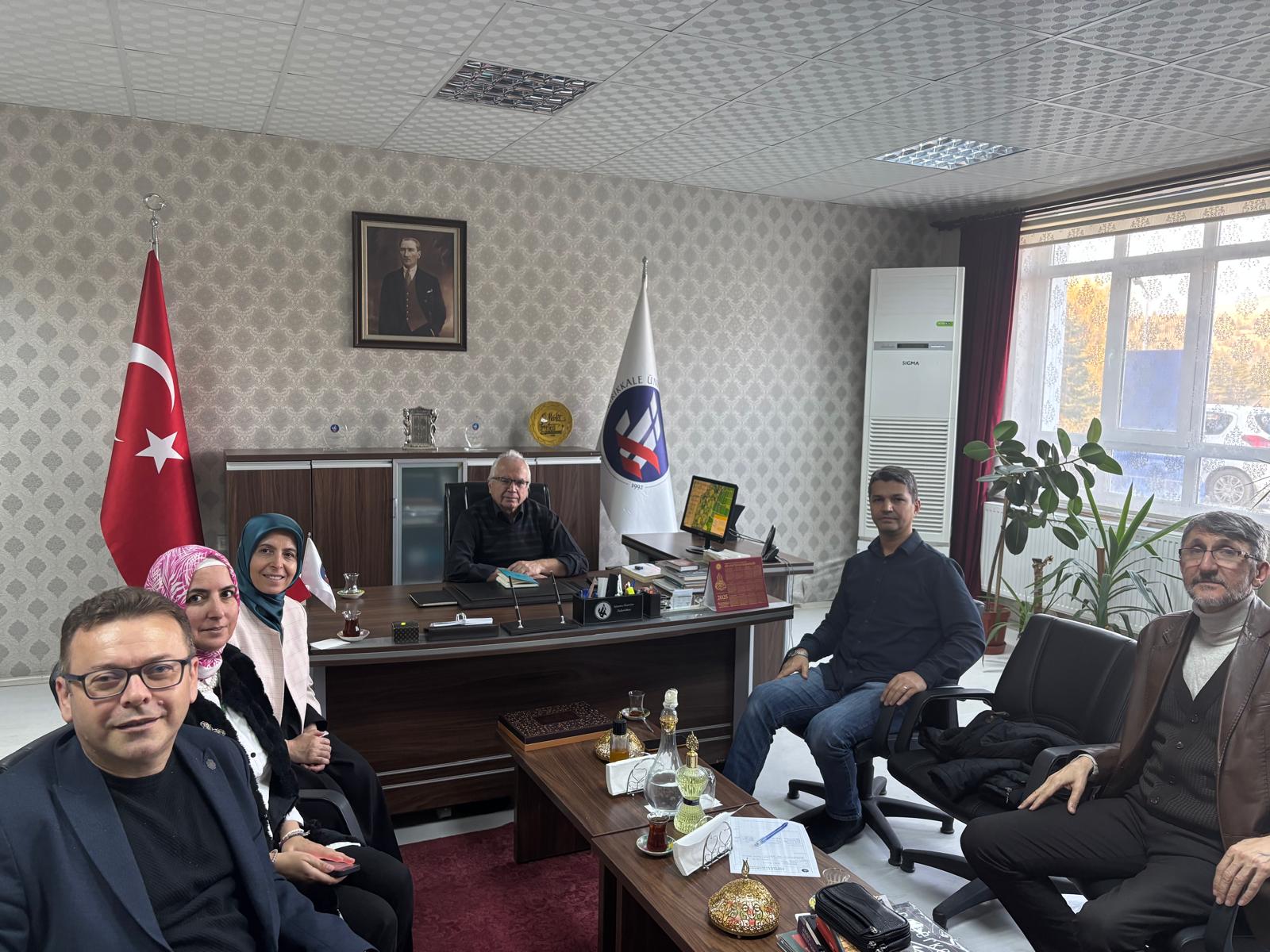 Fakültemizde YÖKAK Tetkikçisi Abdurrahman Bozdaş ile Akreditasyon Toplantısı Gerçekleştirildi