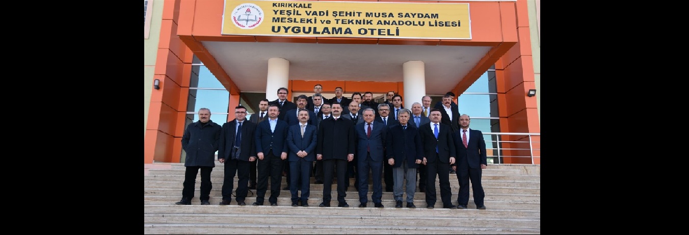 Başkanlığını Dekanımız Prof. Dr. Eyüp BAŞ'ın Yaptığı Kırıkkale İmam Hatip Okulları Platformu İstişare Toplantısının İkincisi Yapıldı