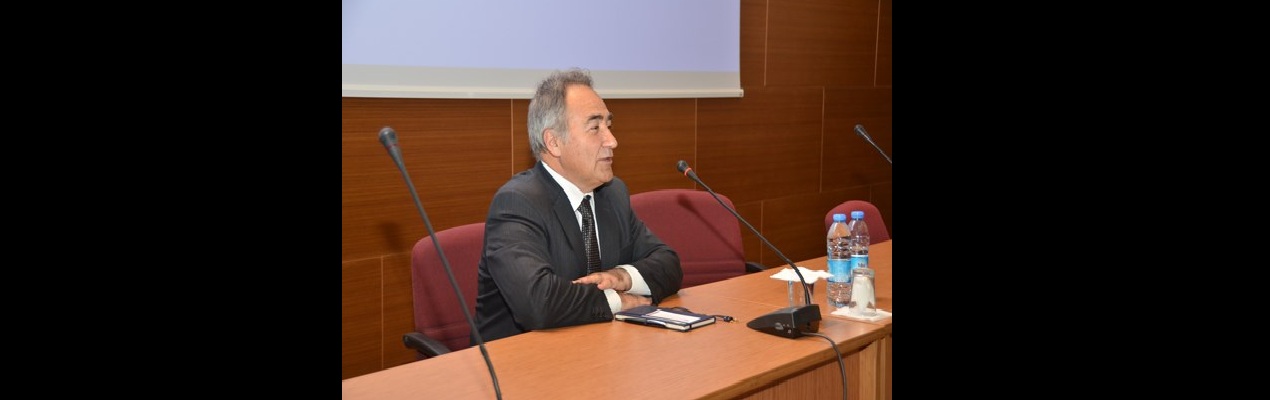 Prof. Dr. Hasan Onat Fakültemizde ‘İlahiyat Bilimleri ve Eleştirel Düşünce’ konulu konferans verdi.