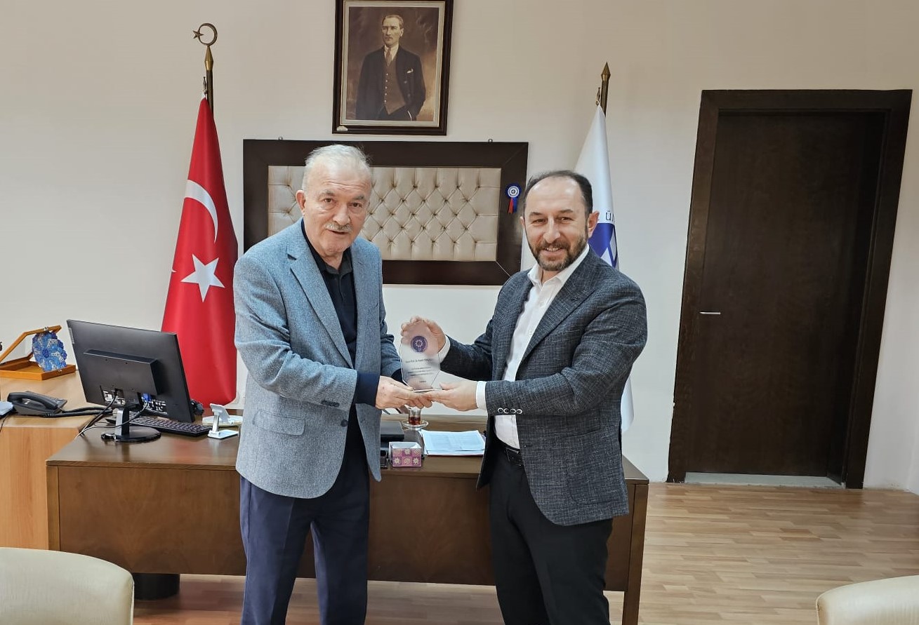 28 Yıllık Fedakâr Hizmetin Ardından: Prof. Dr. Hamit Pehlivanlı Emekliye Ayrıldı