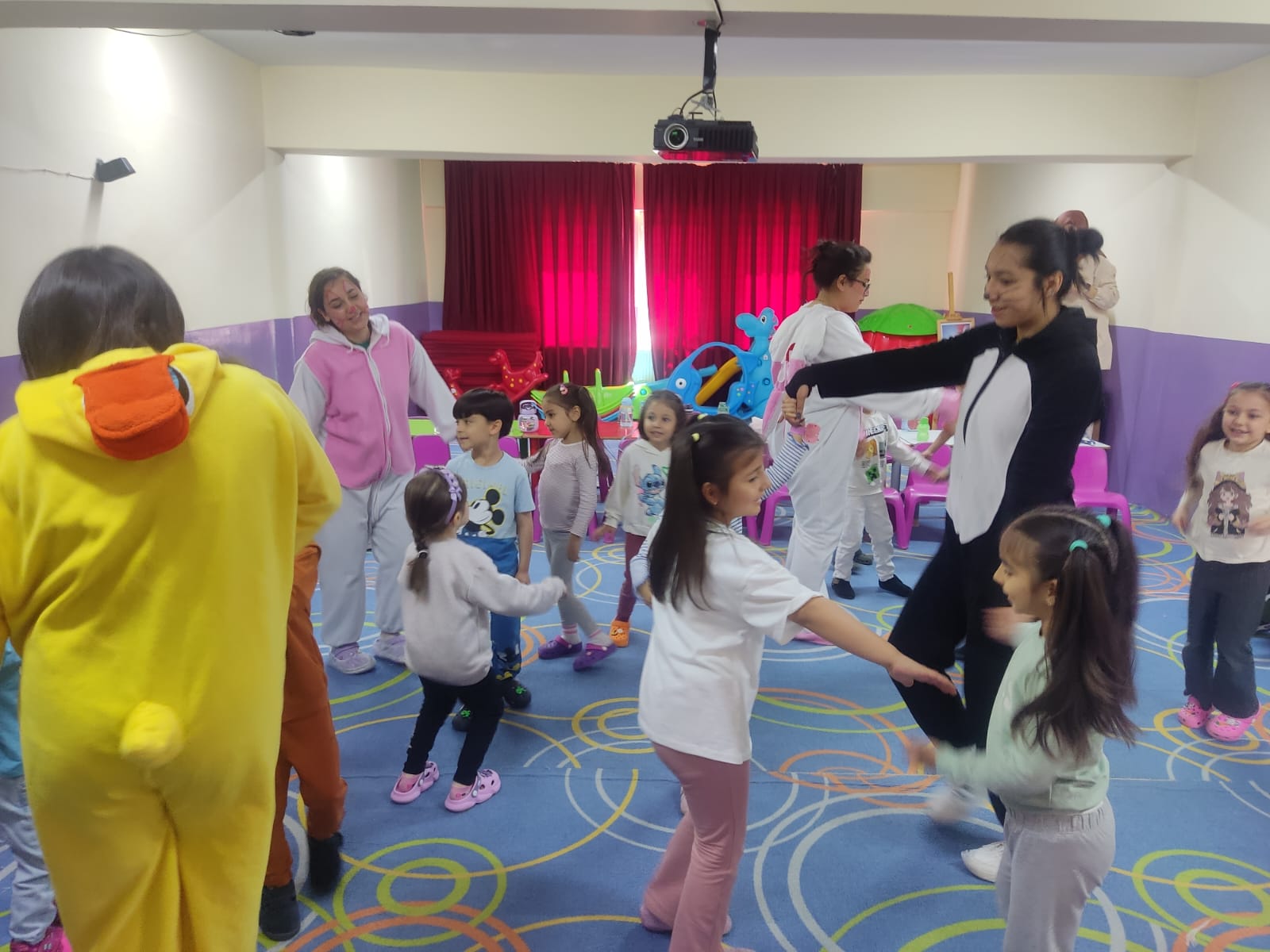 Keskin MYO Çocuk Gelişimi Programı Öğrencilerinden Engelliler Haftasında Anlamlı Etkinlik