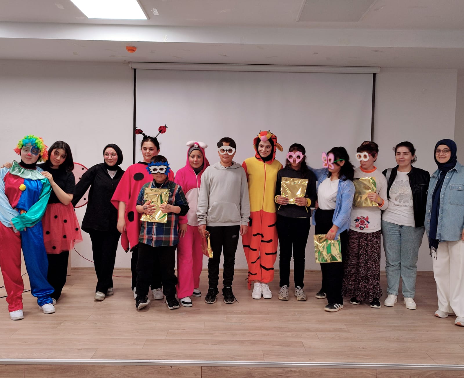 Dünya Engelliler Haftası Kapsamında Keskin Meslek Yüksekokulundan Anlamlı Etkinlik: Özel Gereksinimli Öğrencilere Yönelik Animasyon Organizasyonu
