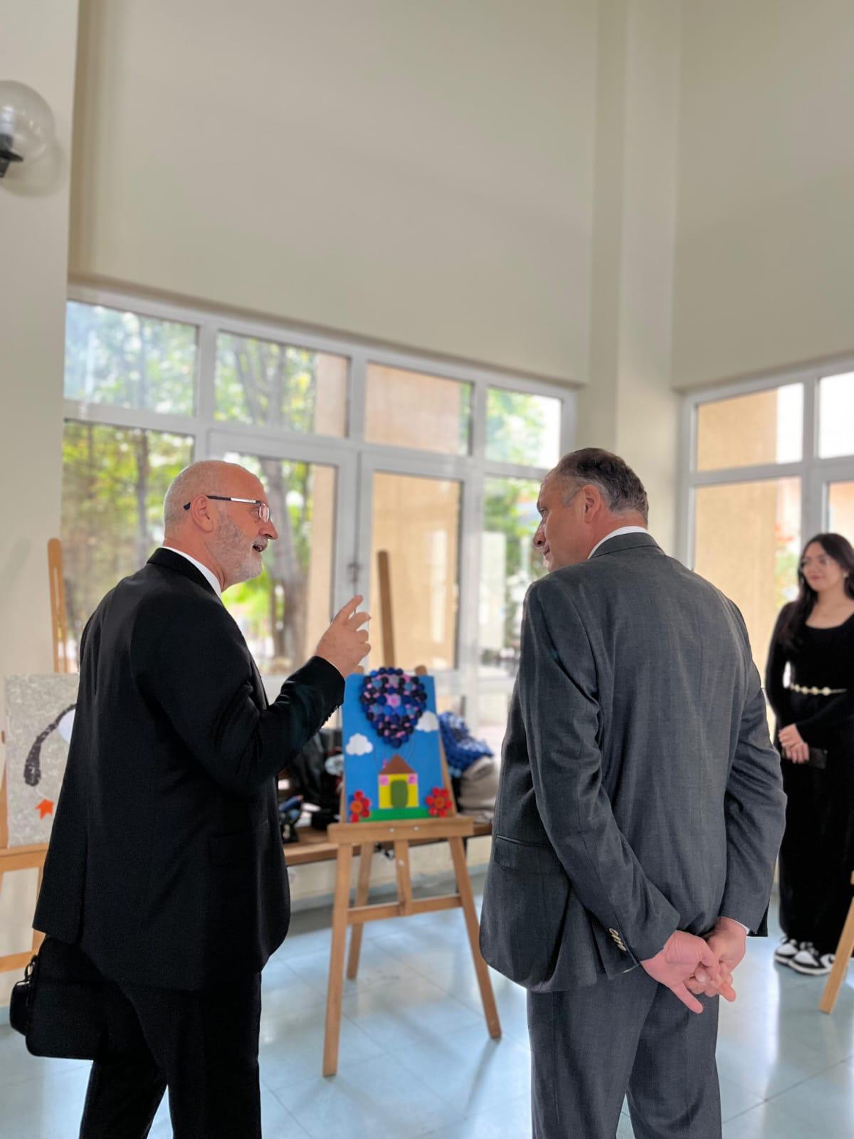 Çevre ve İklim Zirvesi’nde Çocuk Gelişimi Öğrencilerinden İleri Geri Dönüşüm Sergisi