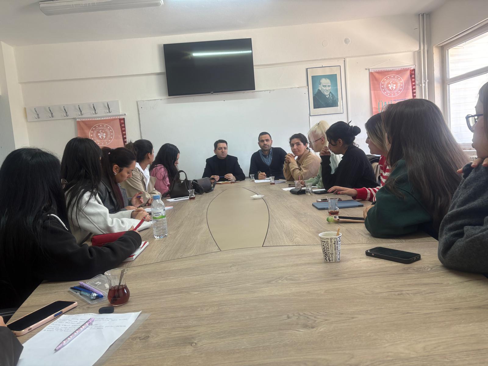 Kırıkkale Üniversitesi Keskin Meslek Yüksekokulu’nda, Program Sınıf Temsilcileriyle Toplantı Yapıldı