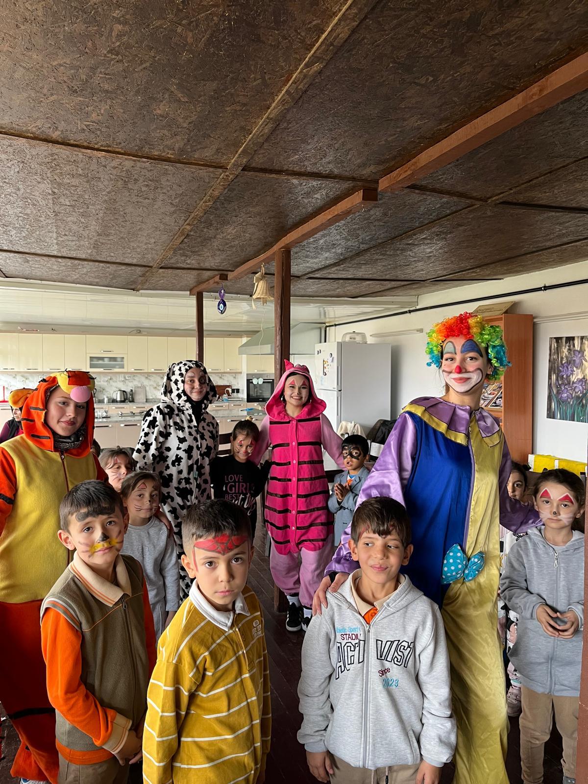 Bilge Kağan İlkokulu ile Keskin Meslek Yüksekokulu Gezici Animasyon Ekibi Ortak Etkinlik Düzenledi