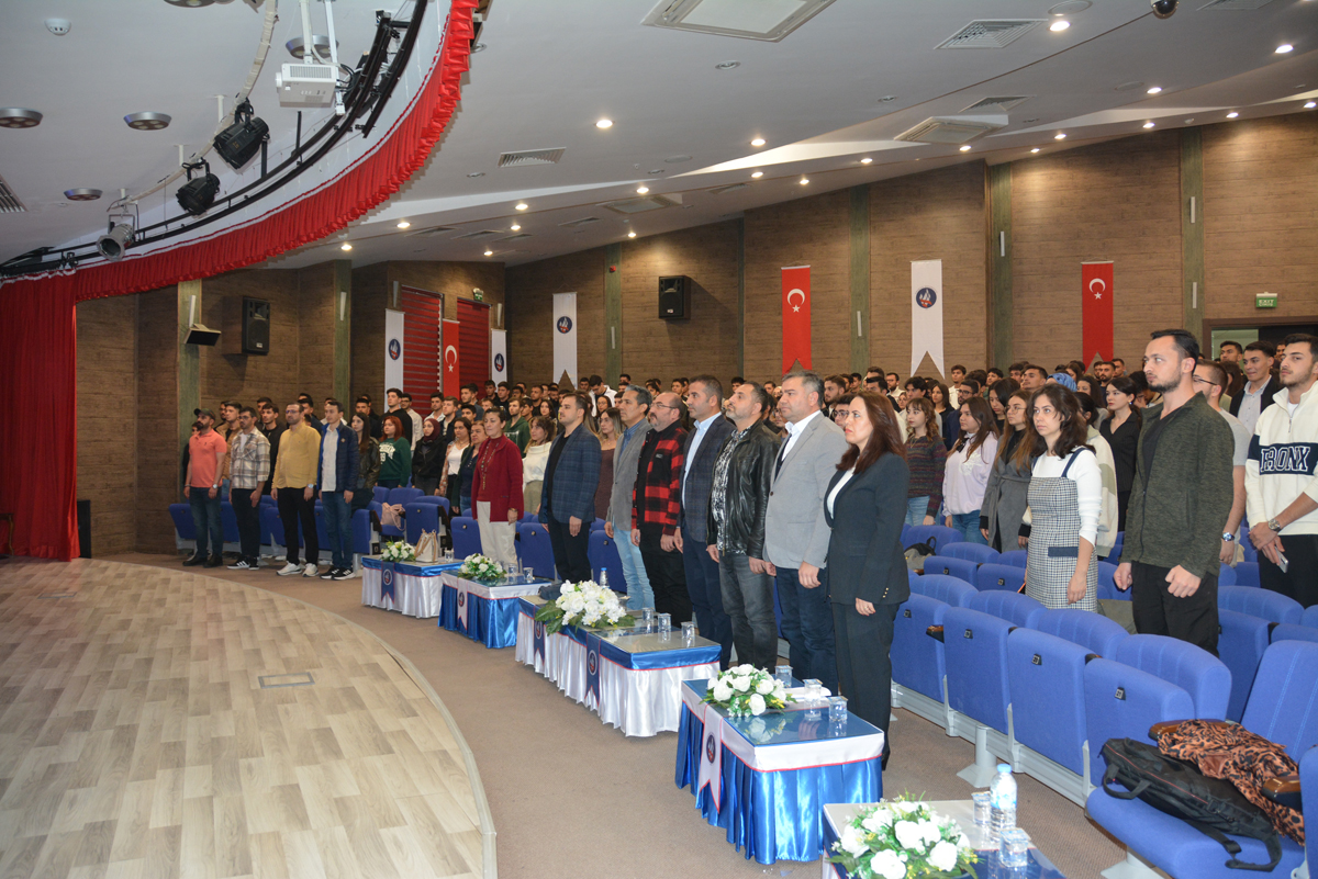 KKUTTO tarafından "Fikrini Gerçeğe Dönüştür TÜBİTAK 2209'u Keşfet" Paneli Gerçekleştirildi