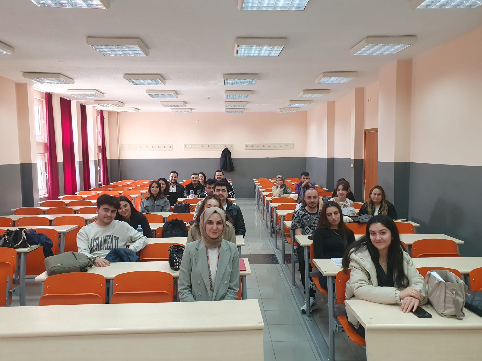 Bölümümüzde Akademik Danışman-Öğrenci Toplantıları-2 Gerçekleştirildi 