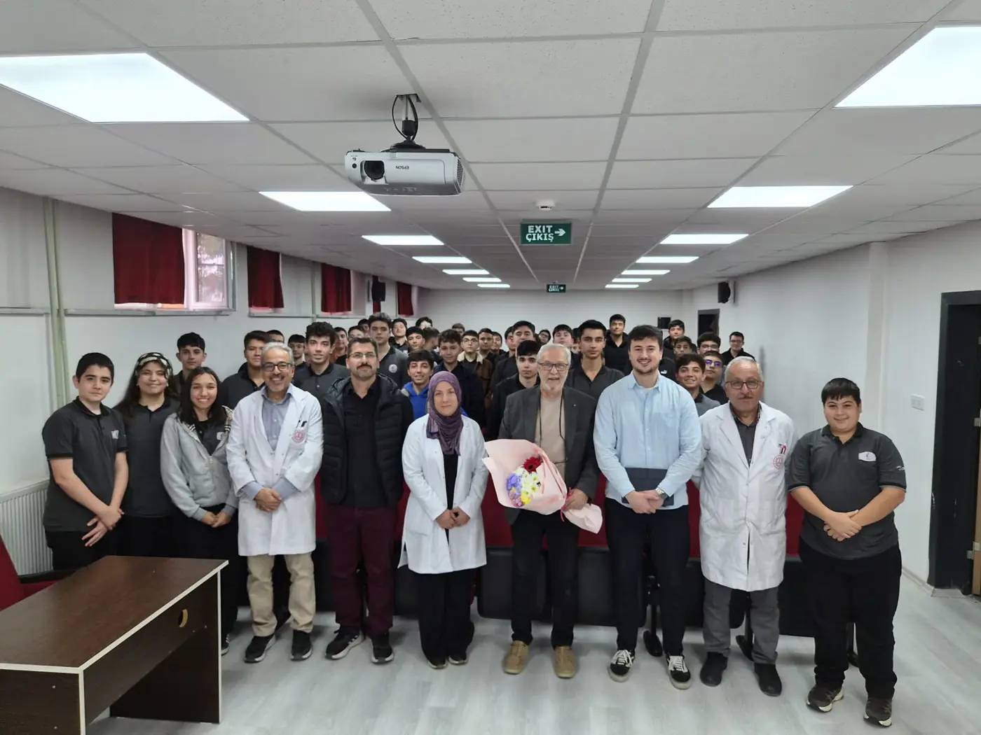 KKÜ Metalurji ve Malzeme Mühendisliği Bölümü tarafından Kırıkkale Gazi Mesleki ve Teknik Anadolu Lisesi'nde Seminer verilmiştir