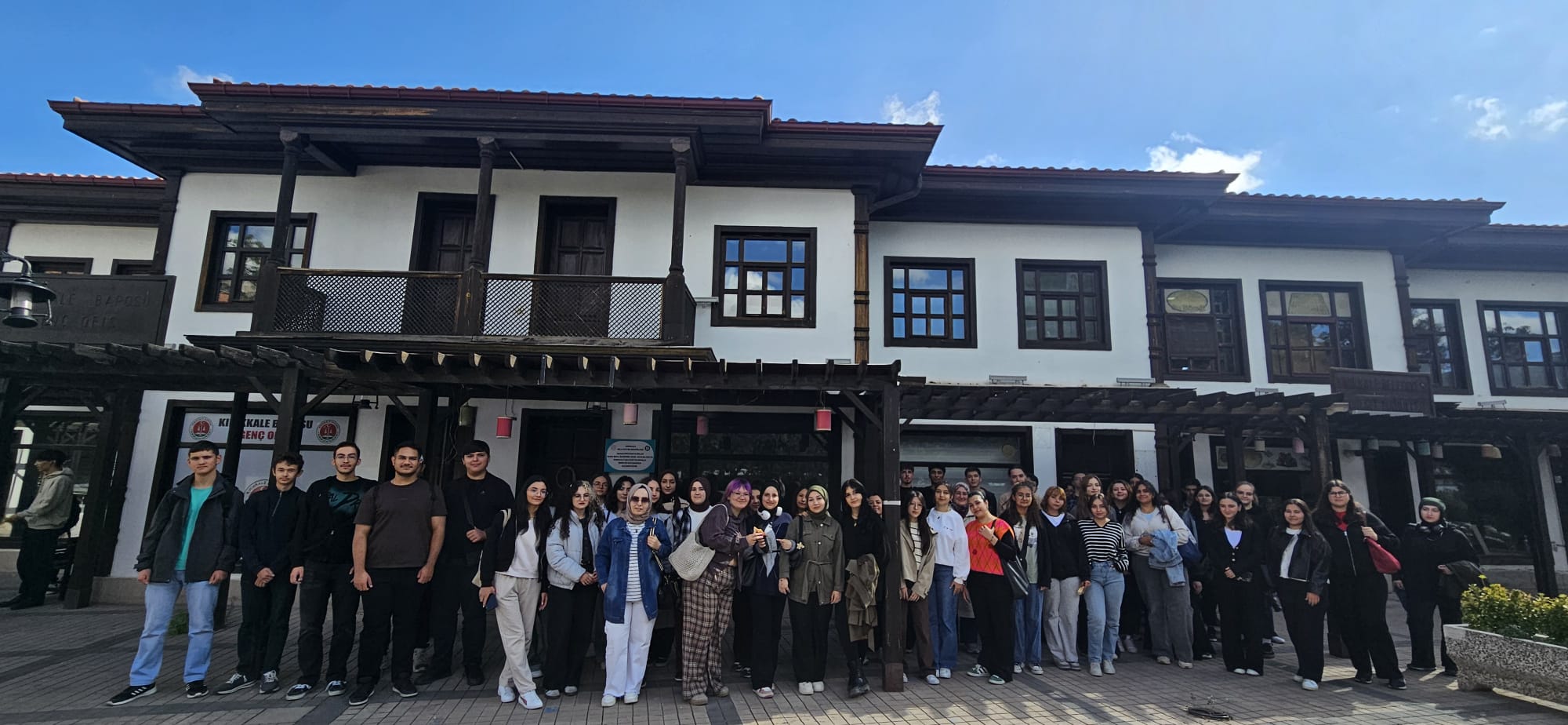 Fakültemiz Yeni Öğrencilerine Şehir Kültürünü Tanıtan Gezi