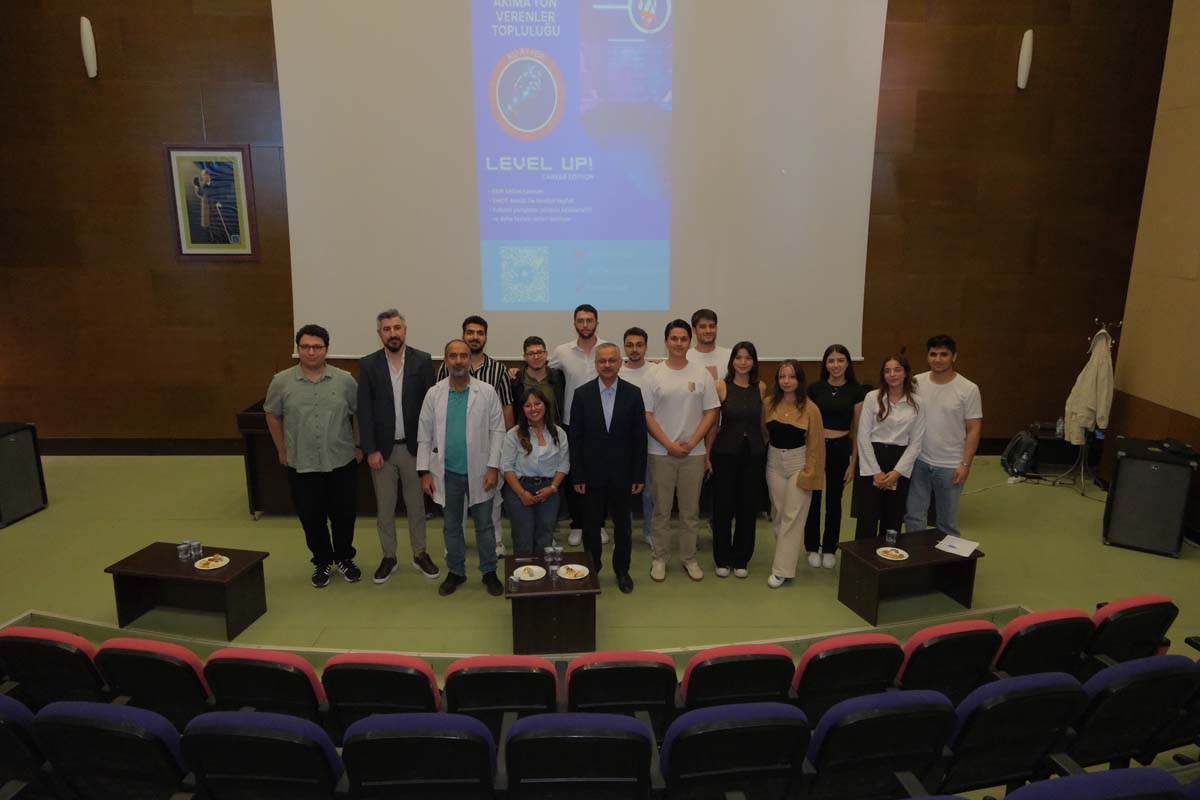 Fakültemiz Öğrencilerine Elektrik-Elektronik Mühendisliği Bölümü Kariyer İmkânları Anlatıldı