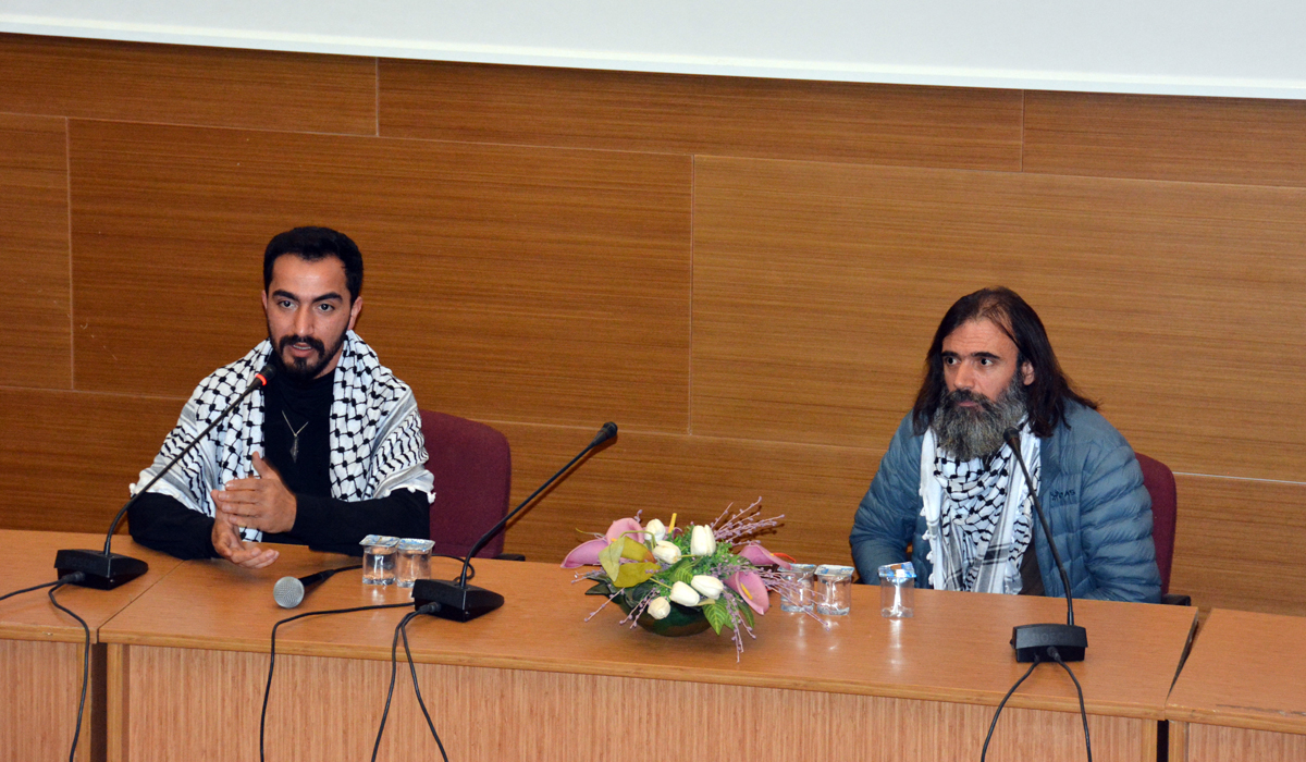 Fakültemizde Sumud Filosu Aktivistleri ile Söyleşi Düzenlendi