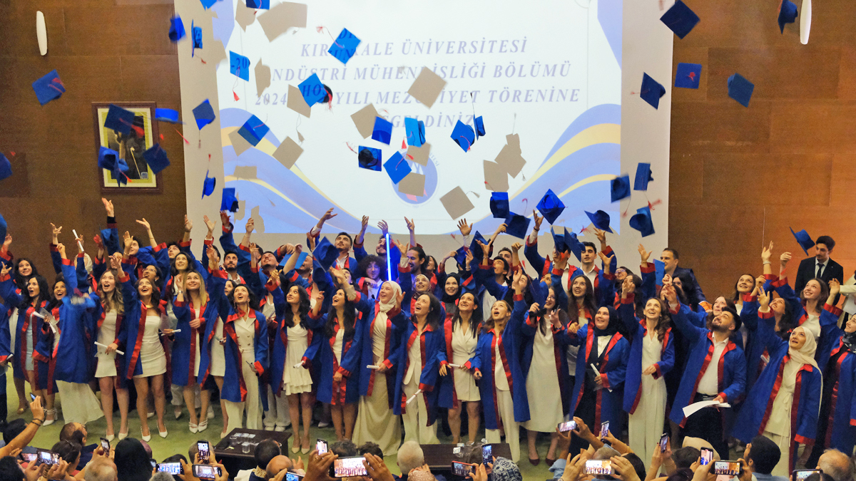 Fakültemiz Mezunlarını Uğurladı