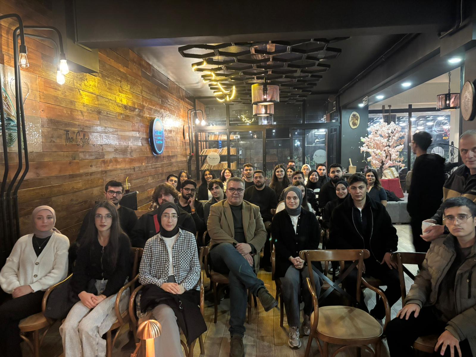 Serbest Kürsü’de Medya Okur Yazarlığı Ele Alındı