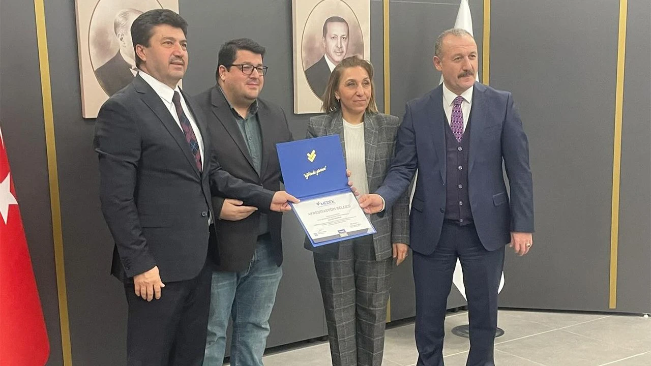 Fatma Şenses Sosyal Bilimler Meslek Yüksekokulu İşletme Programımızdan Büyük Başarı