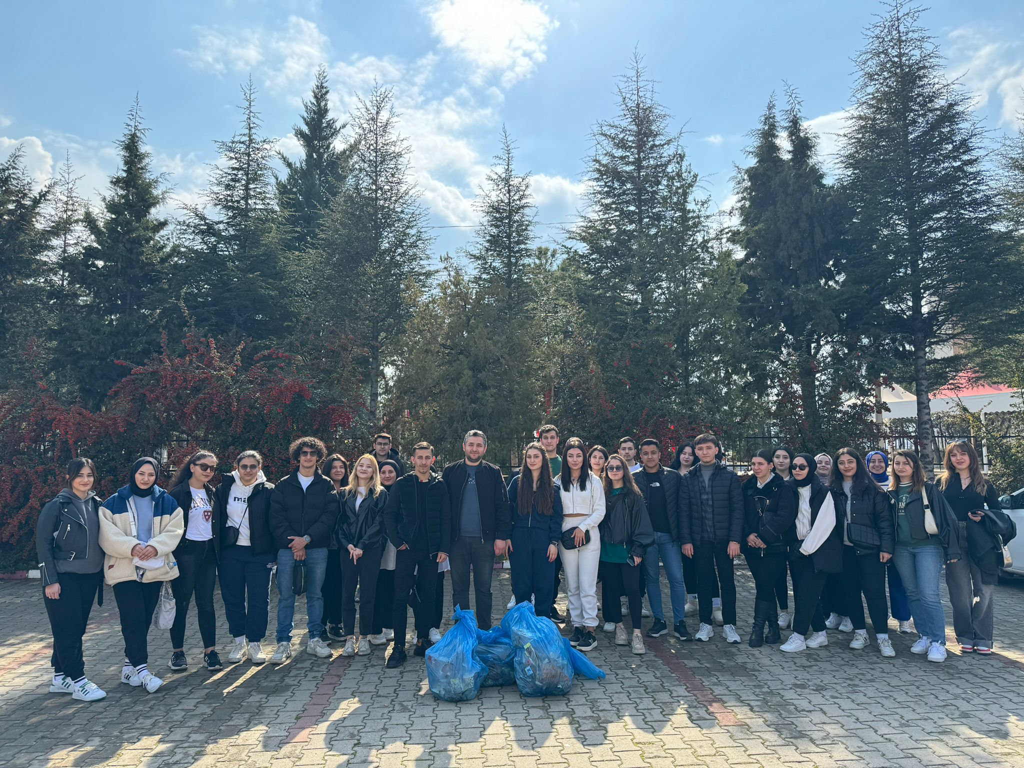 Öğrencilerimizden Şehitliğe Ziyaret