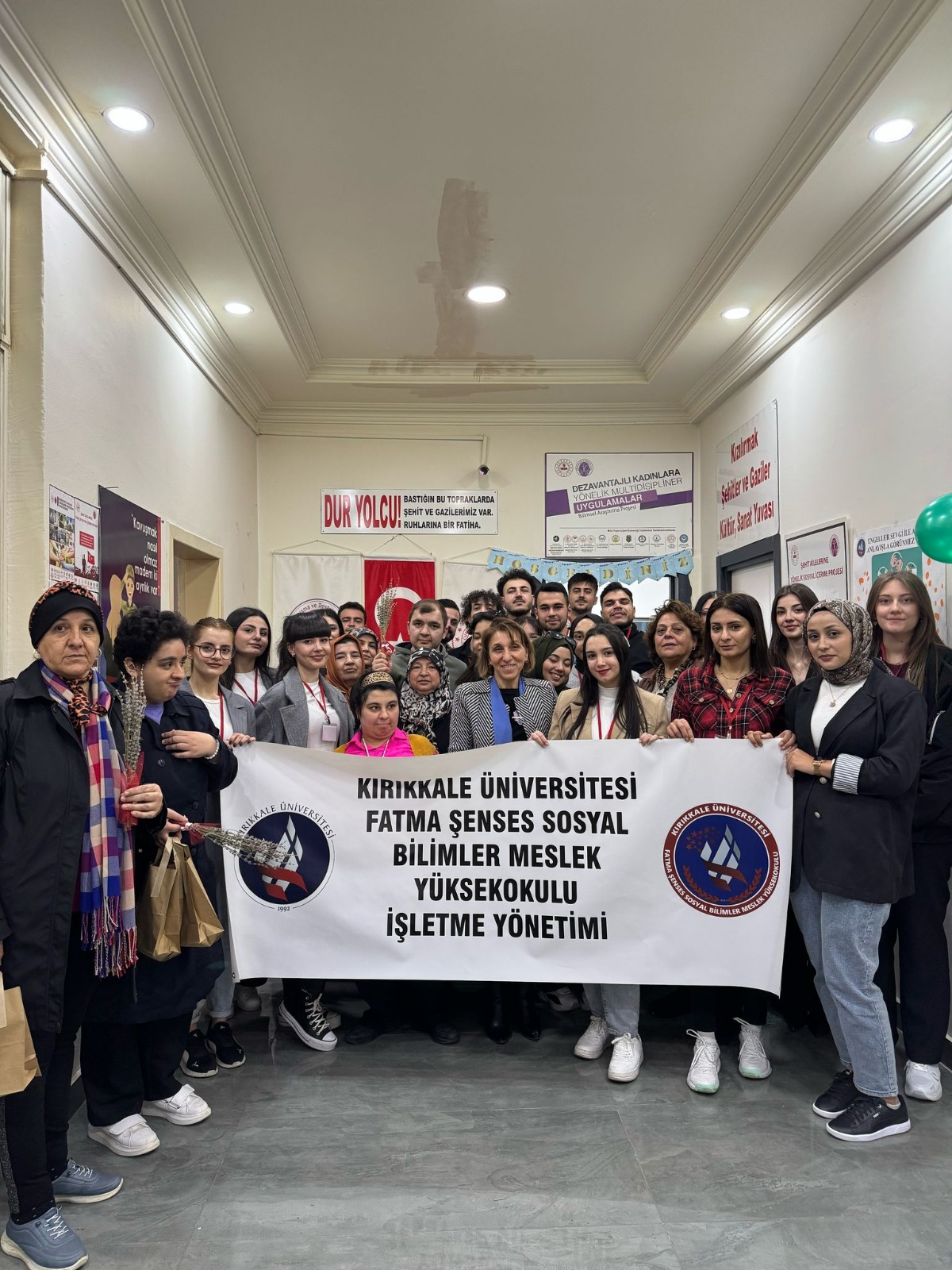 İşletme Yönetimi Programımız 8 Mart Dünya Kadınlar Gününü Kutladı