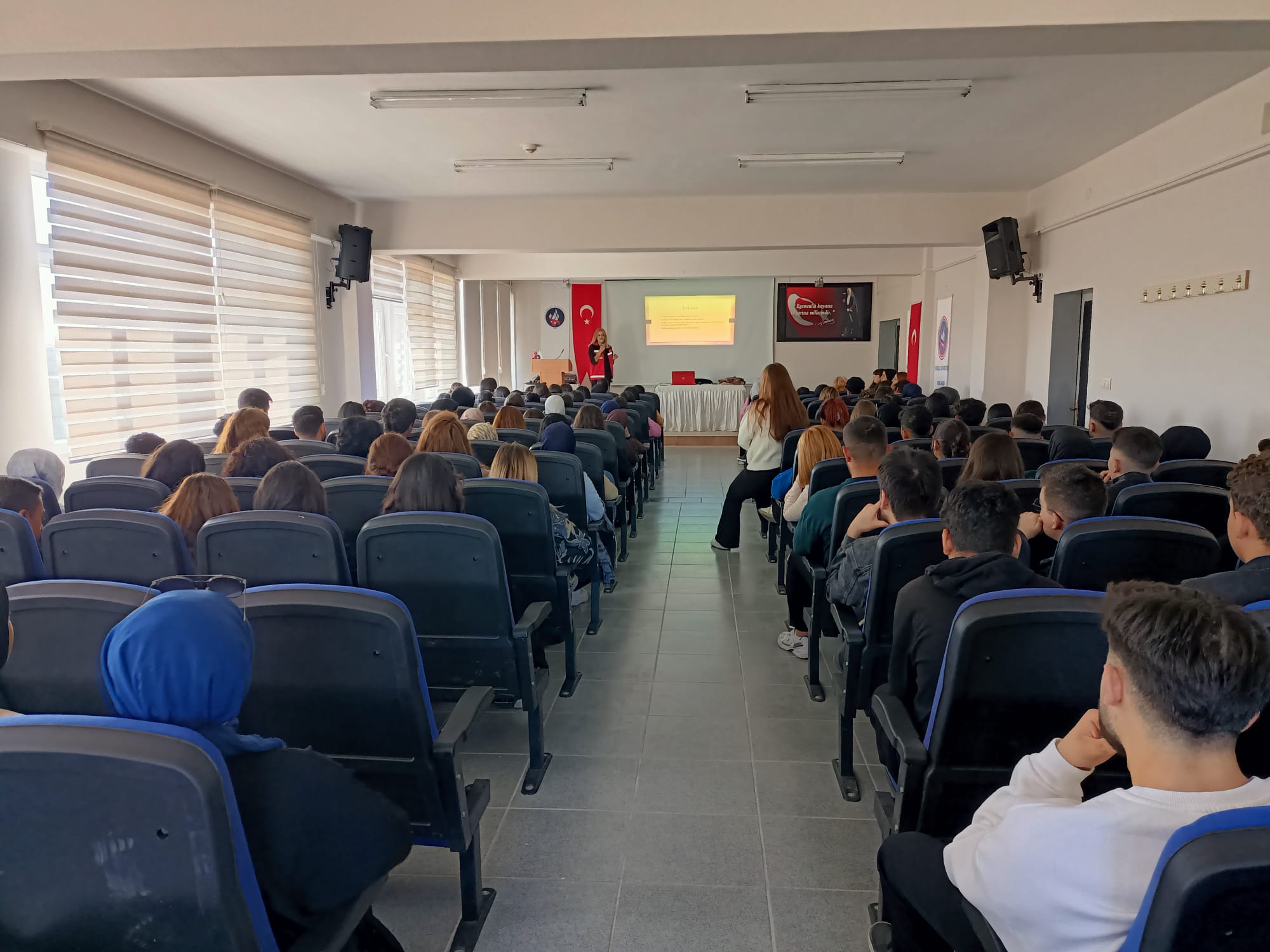 Meslek Yüksekokulumuzda Evlilik Öncesi Karar Alma Eğitimi Verildi