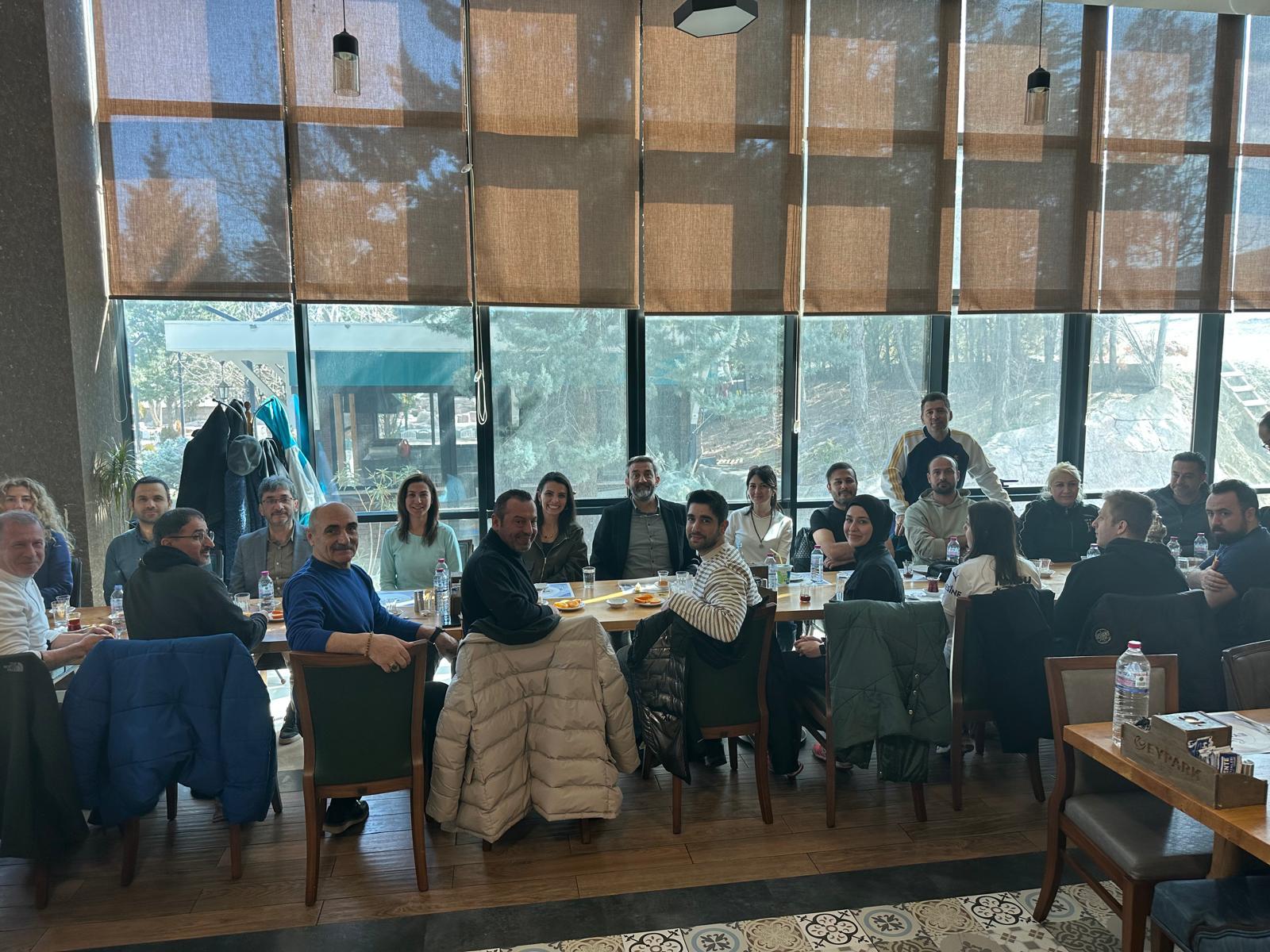 Spor Bilimleri Fakültesi’nin Değerli Akademisyenlerinden Öğr. Gör. Mahir SOFUOĞLU’nu Emekliliğe Uğurladık