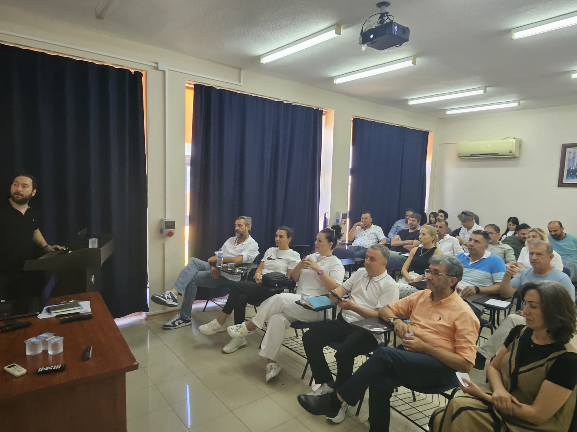 Akademik ve İdari Personelimize Enerji Verimliliği Bilinçlendirme ve Farkındalık Eğitimi Verildi
