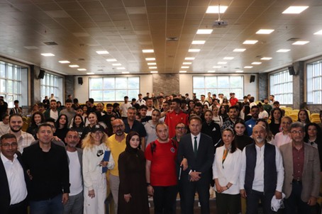 BESST-İVAL’26 Kariyer Söyleşisi 3: Deneyim ve İlham Buluşması