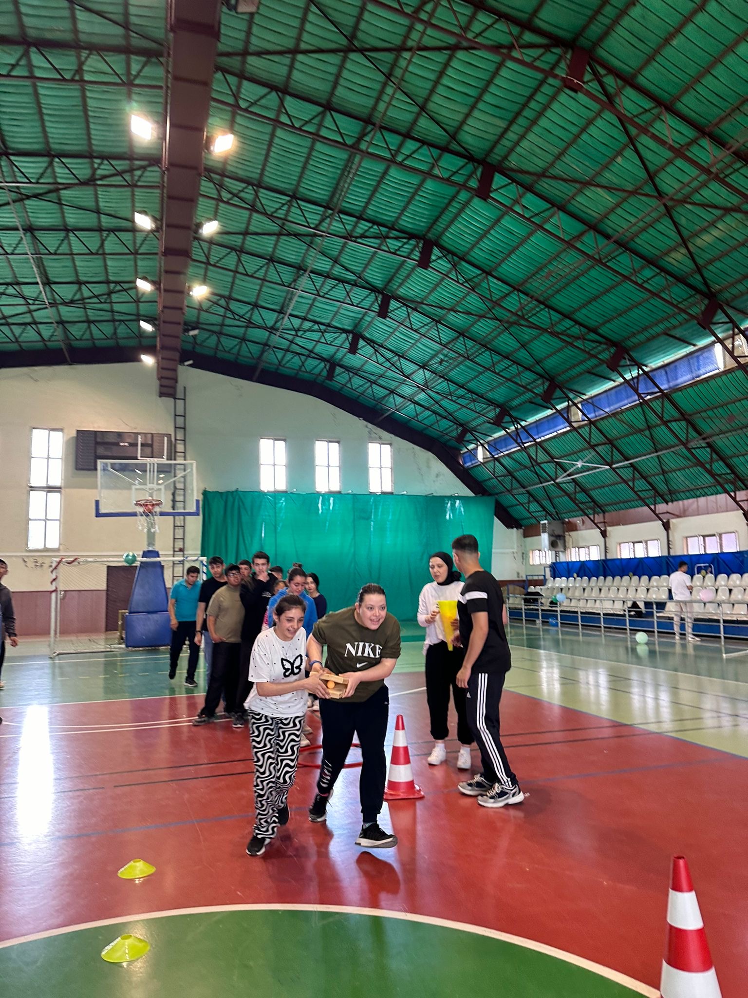 Özel Eğitim Okullarının Katılımı ile Özel Gruplarda Rekreasyon Dersi Uygulamaları Tamamlandı