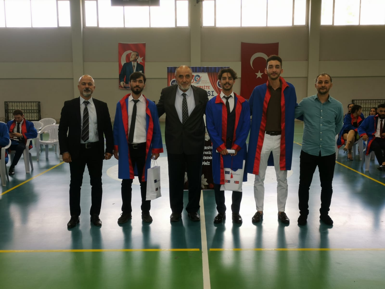 Fakültemiz 2021-2022 Eğitim Öğretim Yılı Mezuniyet Töreni Yapıldı