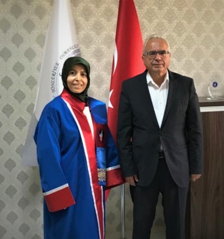 Temel İslam Bilimleri Bölümü öğretim üyesi Güldane GÜNDÜZÖZ hocamız Doçent olmuştur. Kendisini tebrik ediyor, başarılarının devamını diliyoruz.