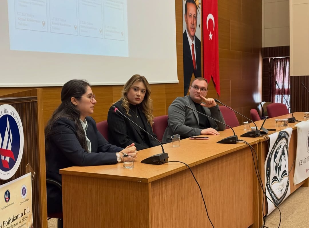 "Küresel Politikanın Dili: Siyaset, Hukuk, Diplomasi ve Medya" Başlıklı Söyleşiyi Gerçekleştirdik