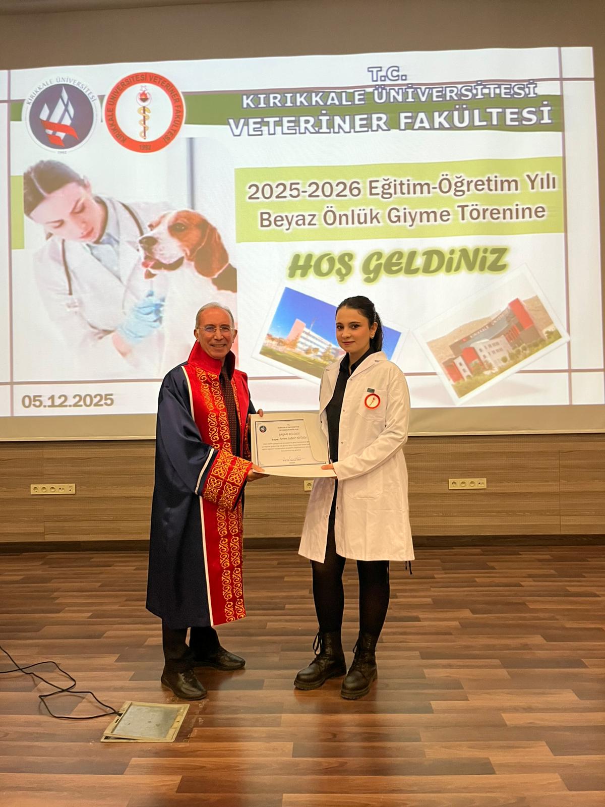 Veteriner Fakültemizde Beyaz Önlük Heyecanı: Geleceğin Veteriner Hekimleri Mesleğe İlk Adımlarını Attı