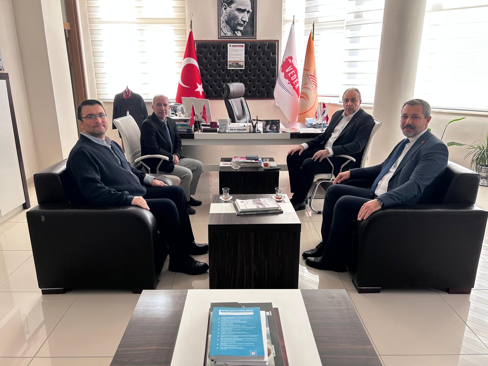 Eğitime Katkı Projesi kapsamında Fakültemize nitelikli biyokimya cihazı kazandırılmıştır.